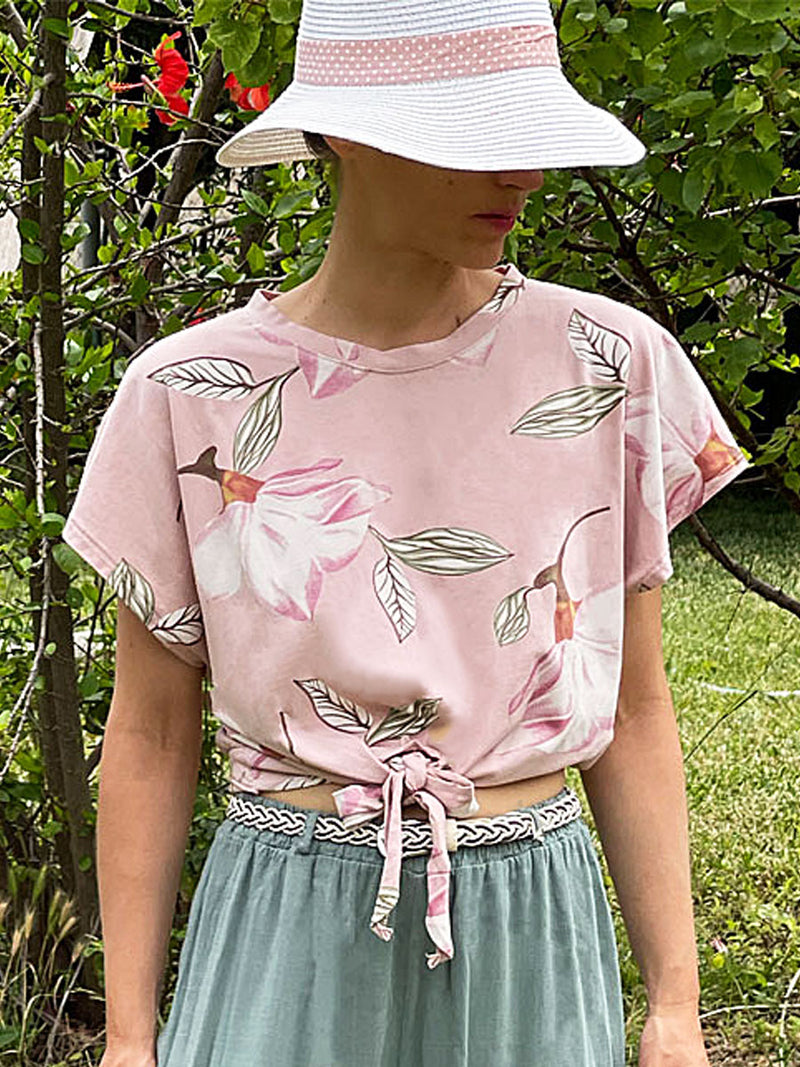 T-Shirt ροζ με floral print και δέσιμο μπροστά